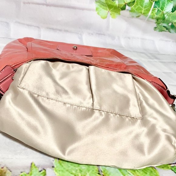 COACH 19299 KRISTIN PATENT LEATHER ROSE HOBO BAG MSRP $328 - Picture 9 of 15